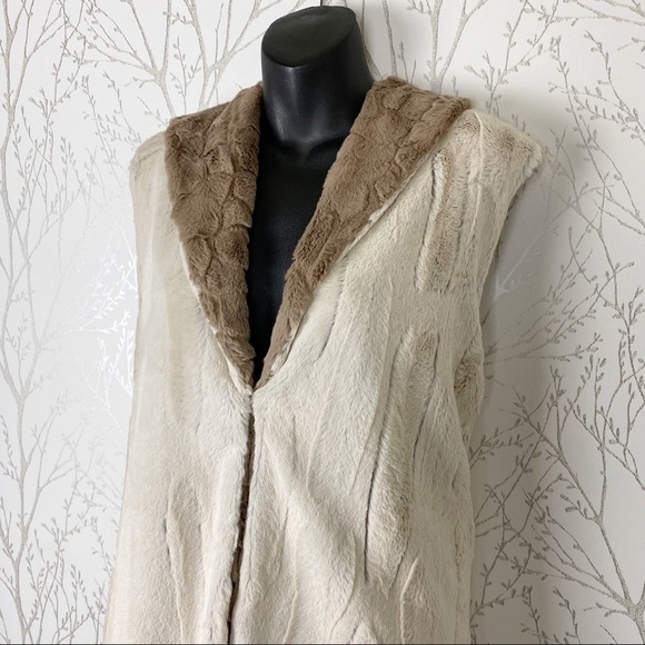 ALFRED DUNNER Reversible Faux Fur First Frost Vest NWT 14 Soft Warm - Picture 10 of 16